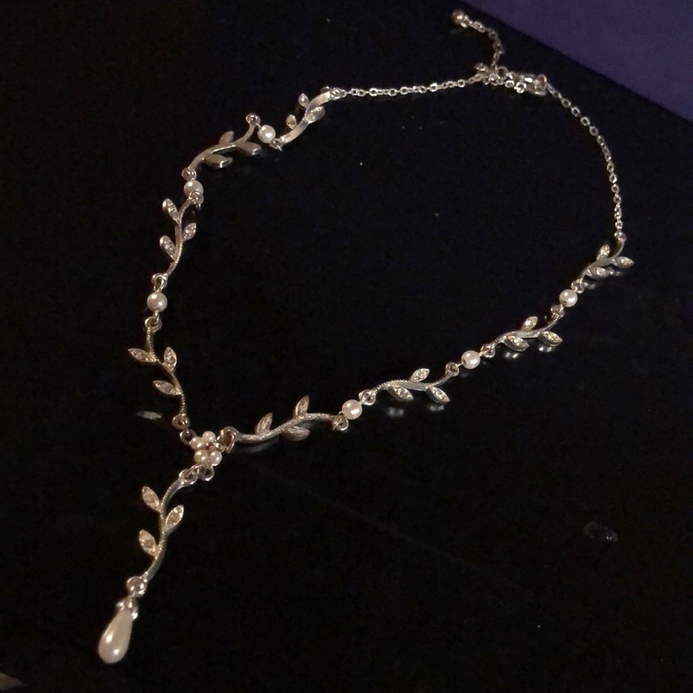 Flowery necklace